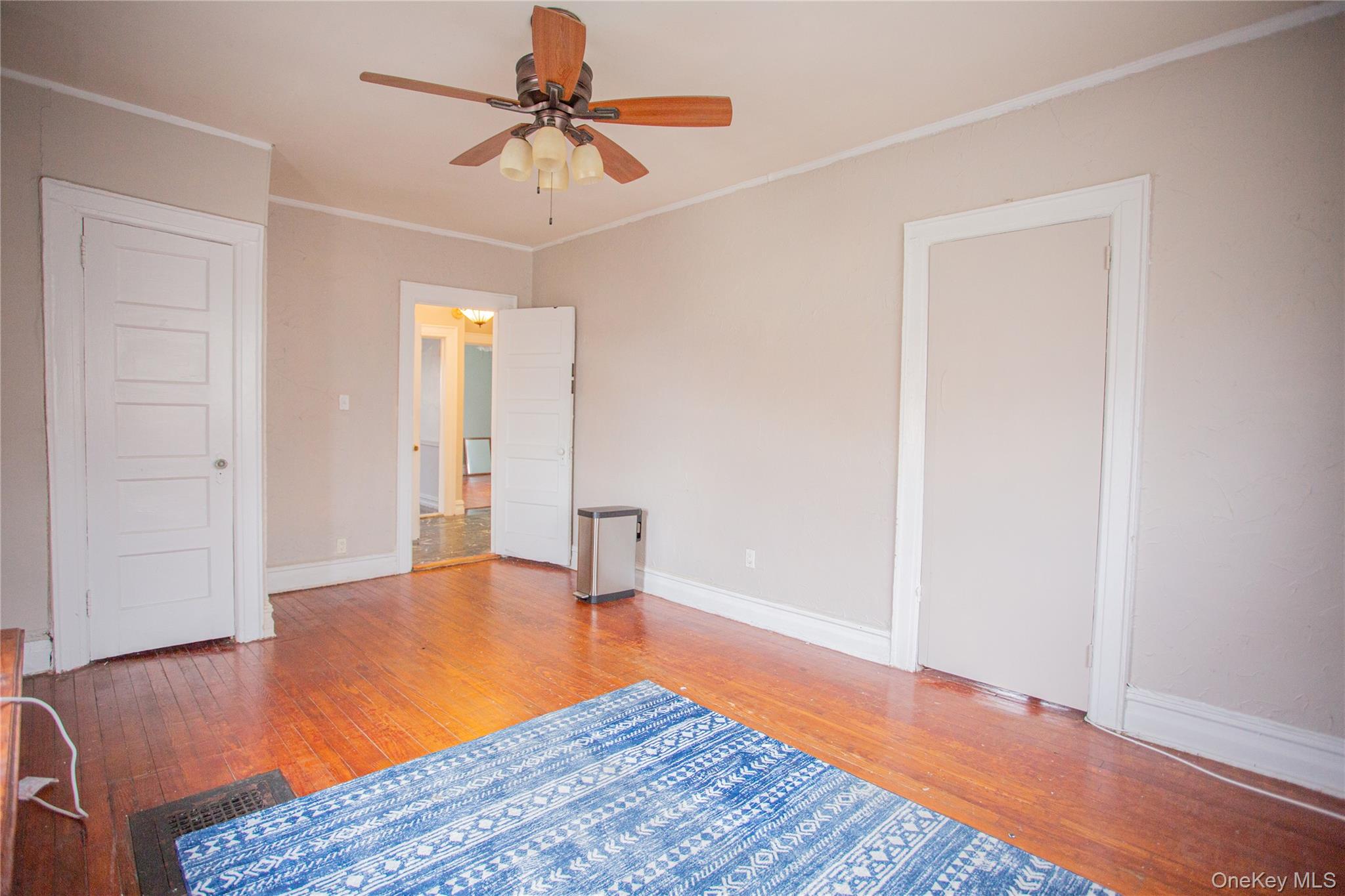 #8 photo, 249 E Walnut Street, Long Beach , NY 11561