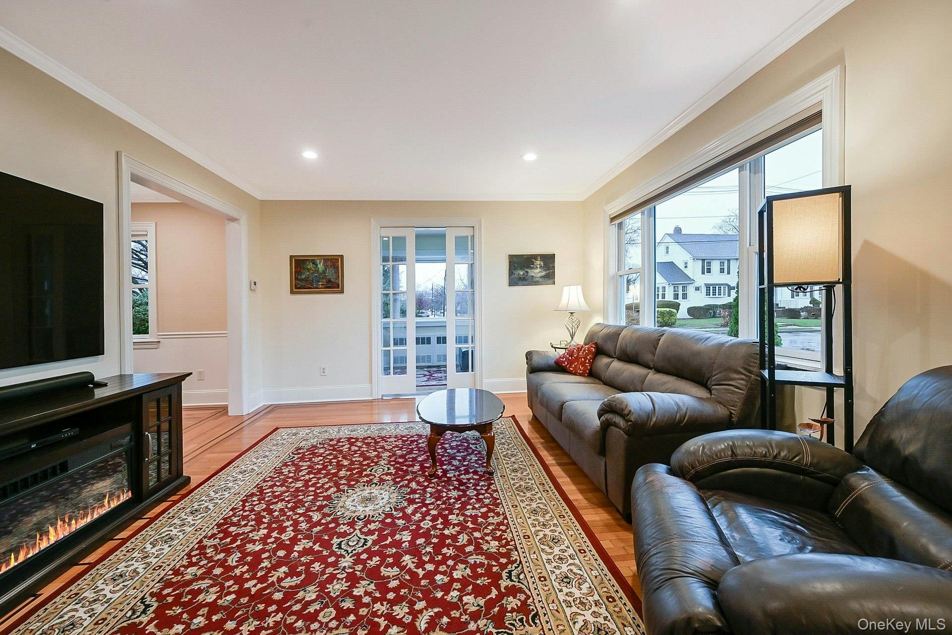 #12 photo, 100 Cedar Avenue, מחוז נסאו Rockville Centre , NY 11570