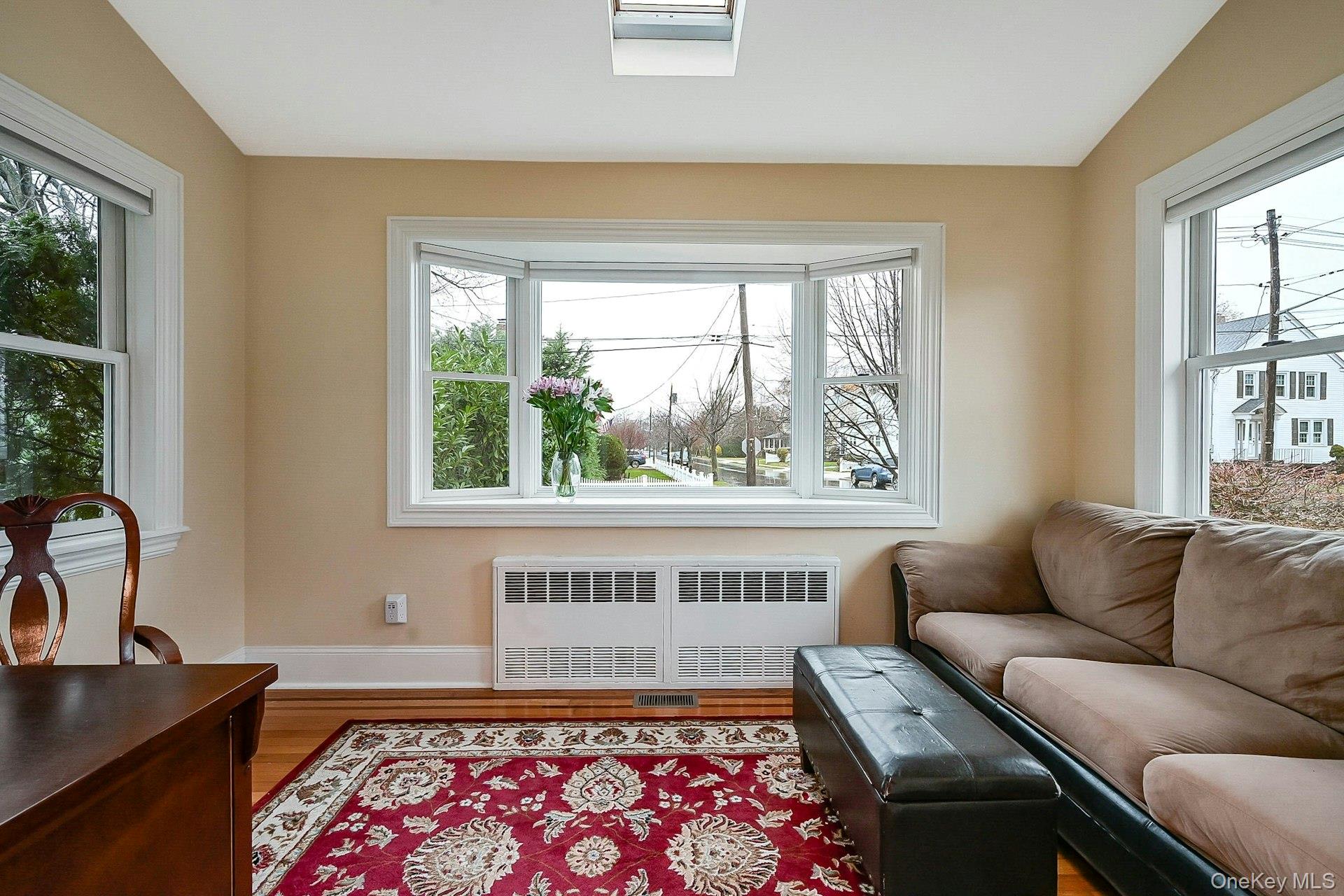 #13 photo, 100 Cedar Avenue, מחוז נסאו Rockville Centre , NY 11570