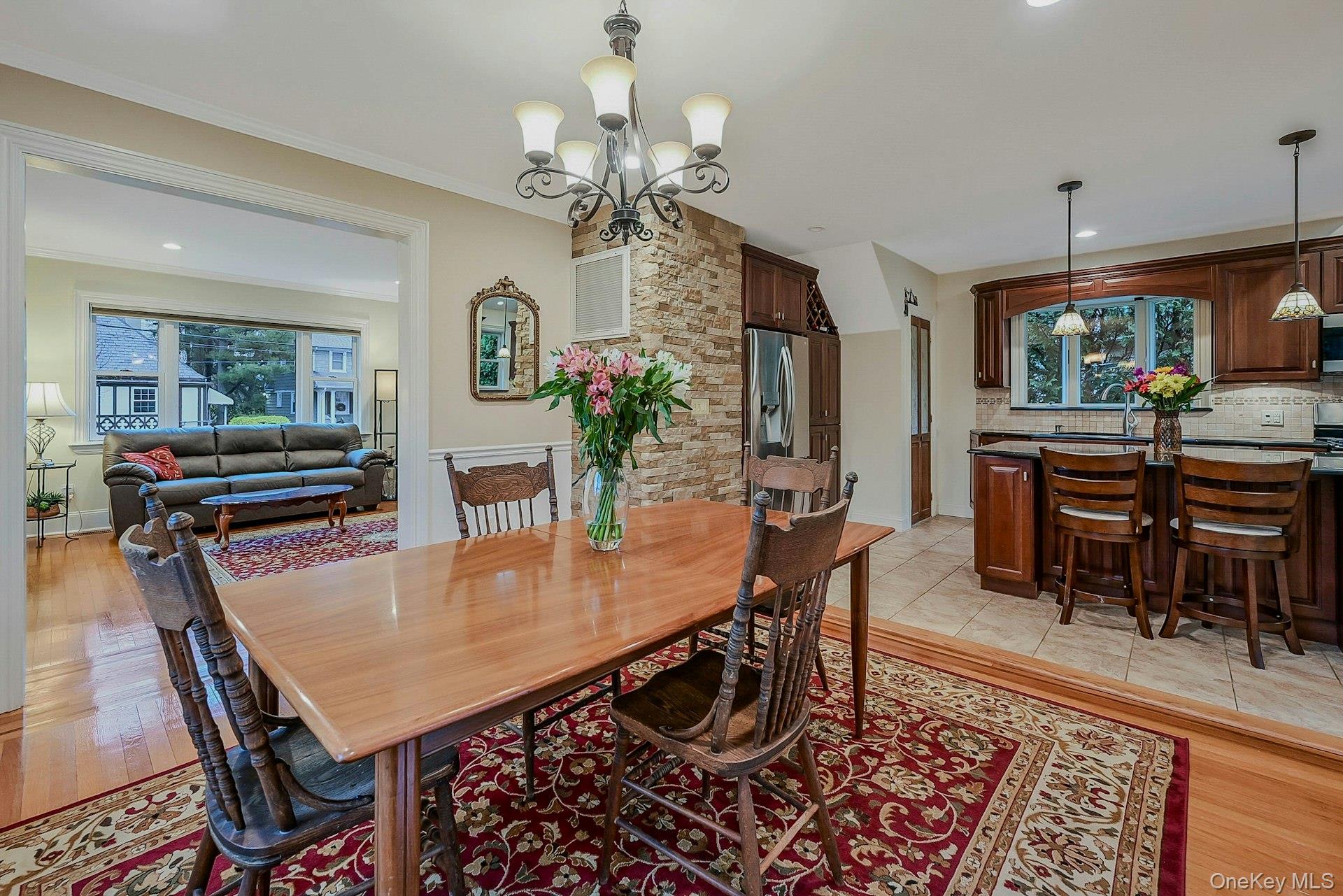 #17 photo, 100 Cedar Avenue, מחוז נסאו Rockville Centre , NY 11570