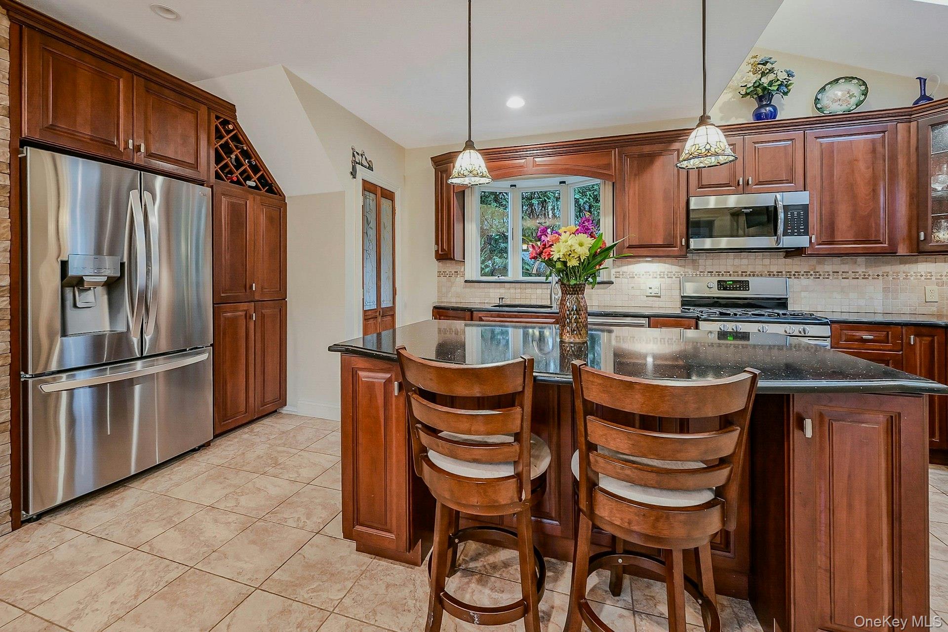 #18 photo, 100 Cedar Avenue, מחוז נסאו Rockville Centre , NY 11570