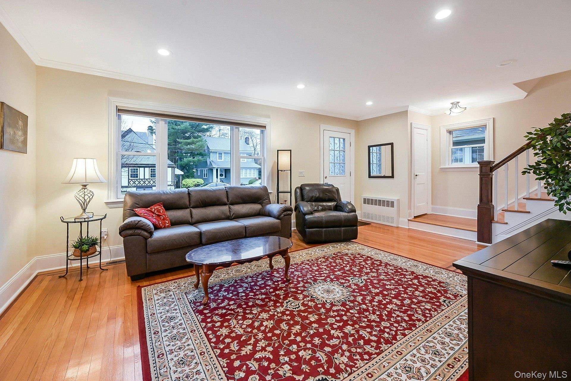 #8 photo, 100 Cedar Avenue, מחוז נסאו Rockville Centre , NY 11570