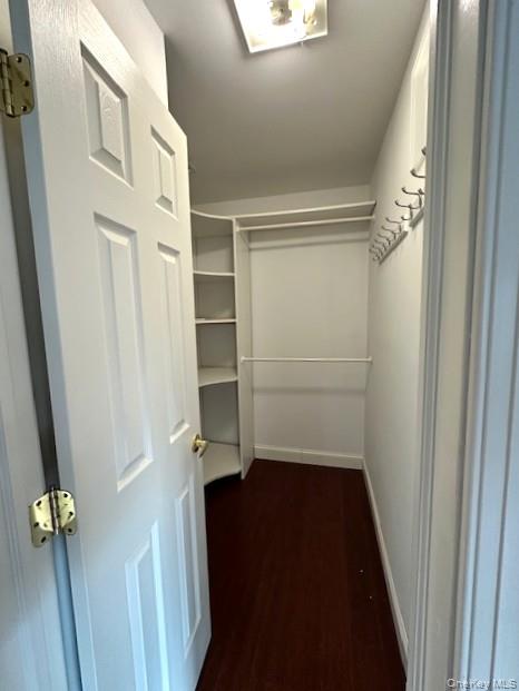 #11 photo, 96 W Tiana Road, सफ़ोक काउंटी Hampton Bays , NY 11946