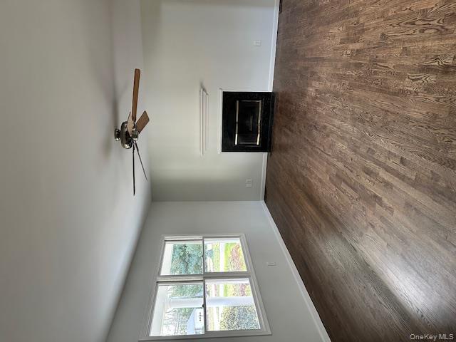 #8 photo, 96 W Tiana Road, सफ़ोक काउंटी Hampton Bays , NY 11946