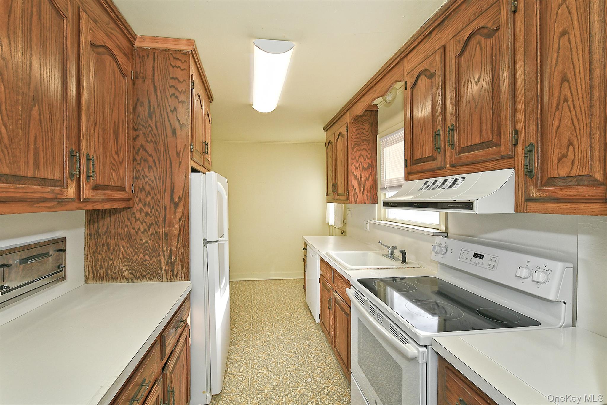 #14 photo, 32 Horton Drive, سوفولك Huntington , NY 11746