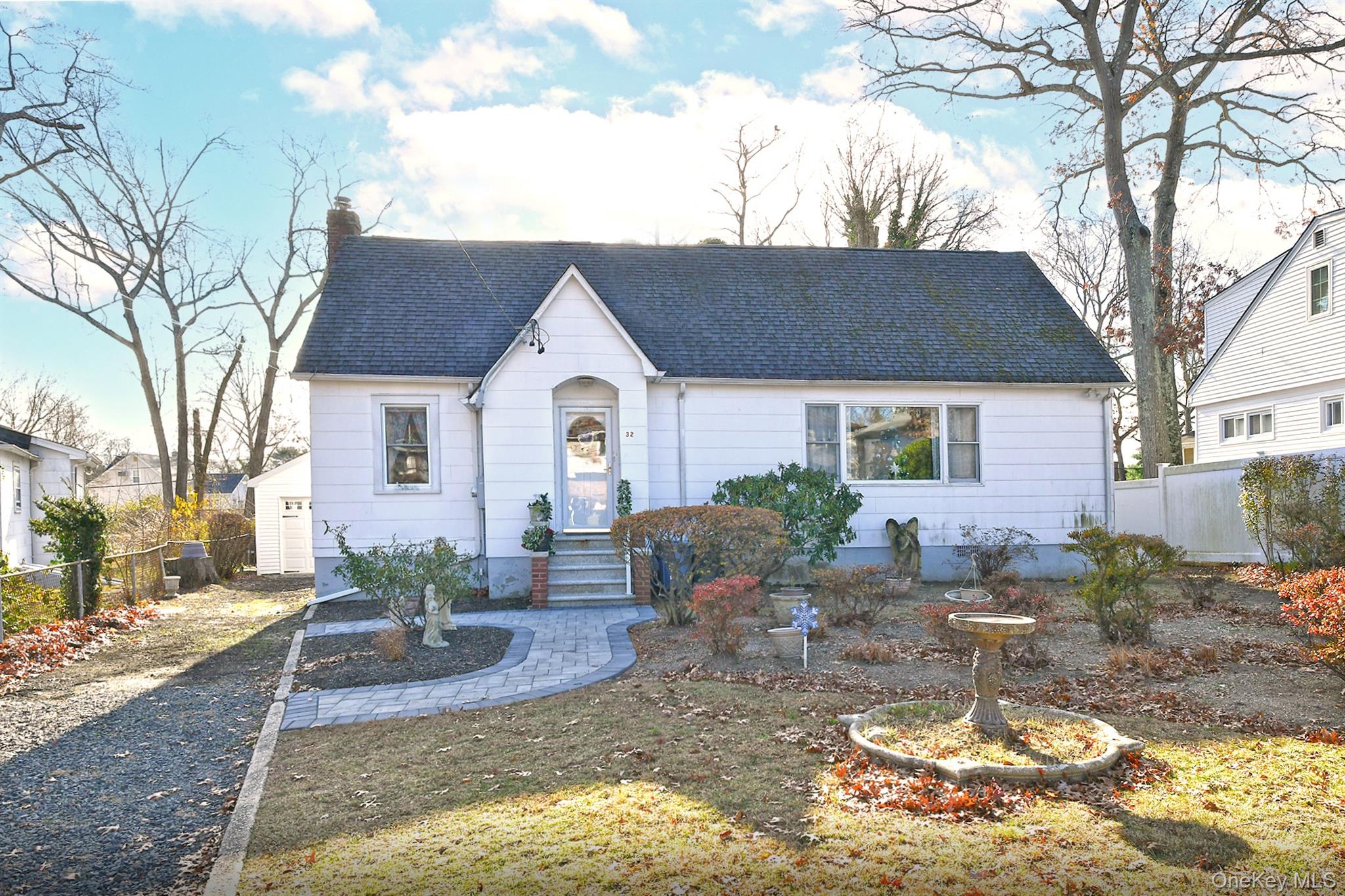 #2 photo, 32 Horton Drive, سوفولك Huntington , NY 11746