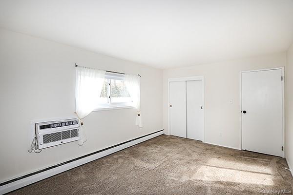 #14 photo, 400 Fulton Street, מחוז נסאו Farmingdale , NY 11735