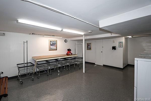 #16 photo, 400 Fulton Street, מחוז נסאו Farmingdale , NY 11735