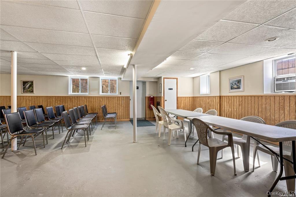 #18 photo, 400 Fulton Street, מחוז נסאו Farmingdale , NY 11735