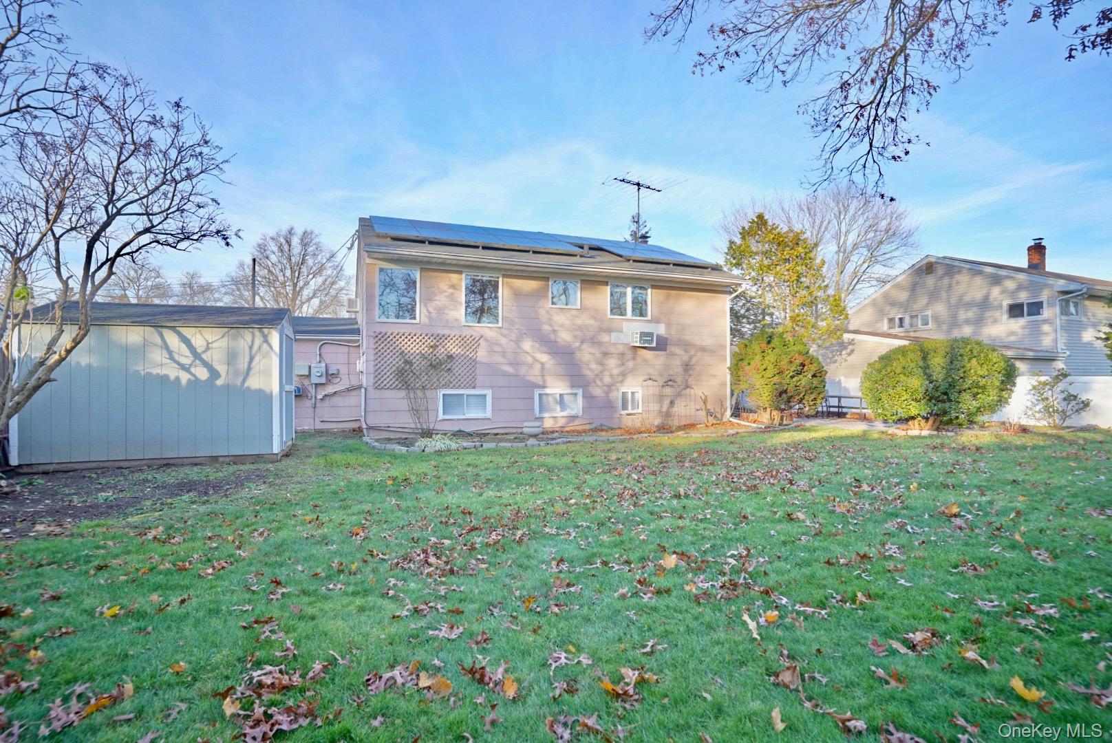 #5 photo, 34 Oakley Drive, Huntington , NY 11746