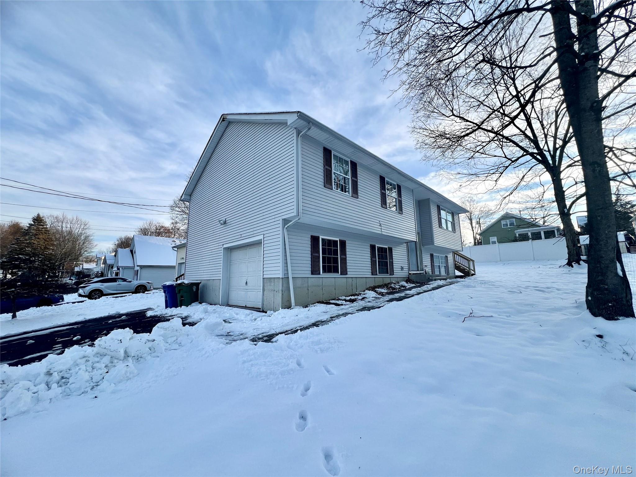 #5 photo, 25 Clinton Street, Middletown , NY 10940