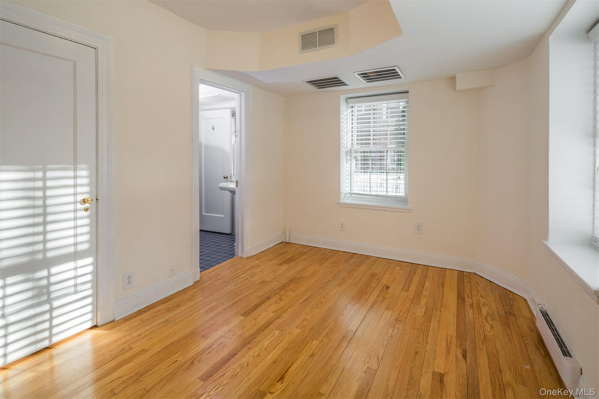 #5 photo, 9 Alden Place, 브롱크스 Bronxville , NY 10708