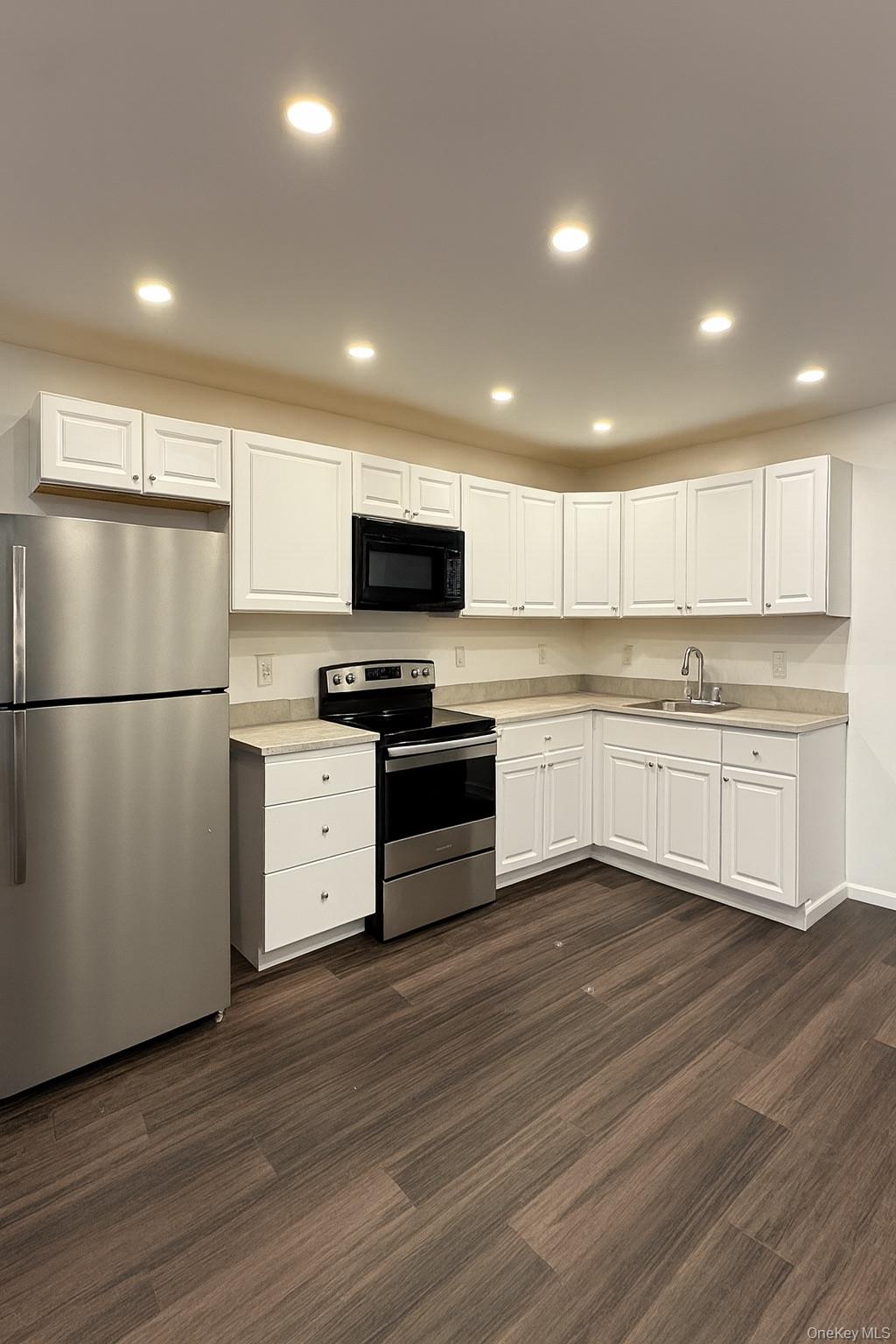 #2 photo, 420 Broadway, Monticello , NY 12701