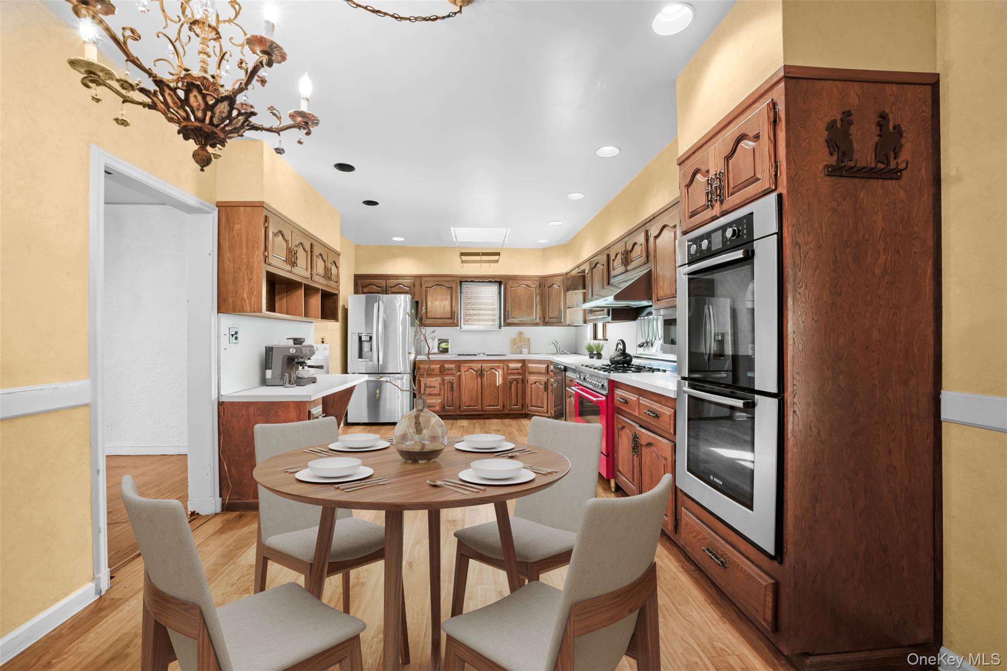 #13 photo, 94 Parkway, Mount Vernon , NY 10552