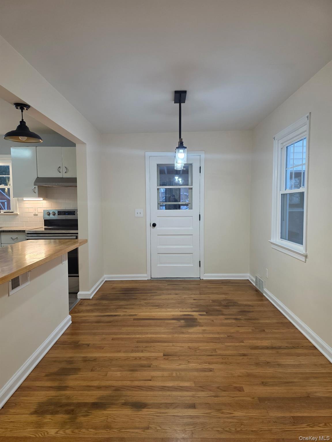 #4 photo, 19 Ann Street, Poughkeepsie , NY 12603