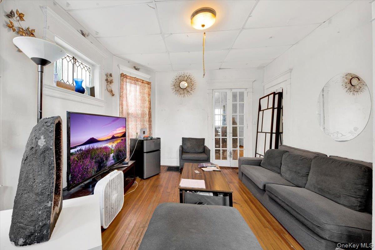 #9 photo, 59 Jackson Street, New Rochelle , NY 10801