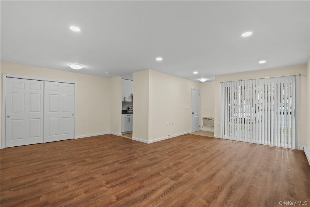 #11 photo, 305 Vista On The Lake, Carmel , NY 10512