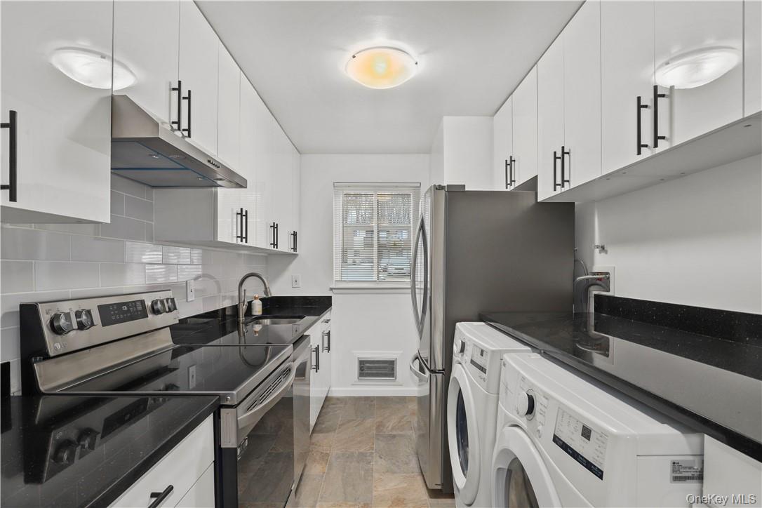 #3 photo, 305 Vista On The Lake, Carmel , NY 10512