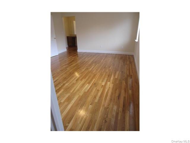 #7 photo, 305 Tondo Circle, Harriman , NY 10926