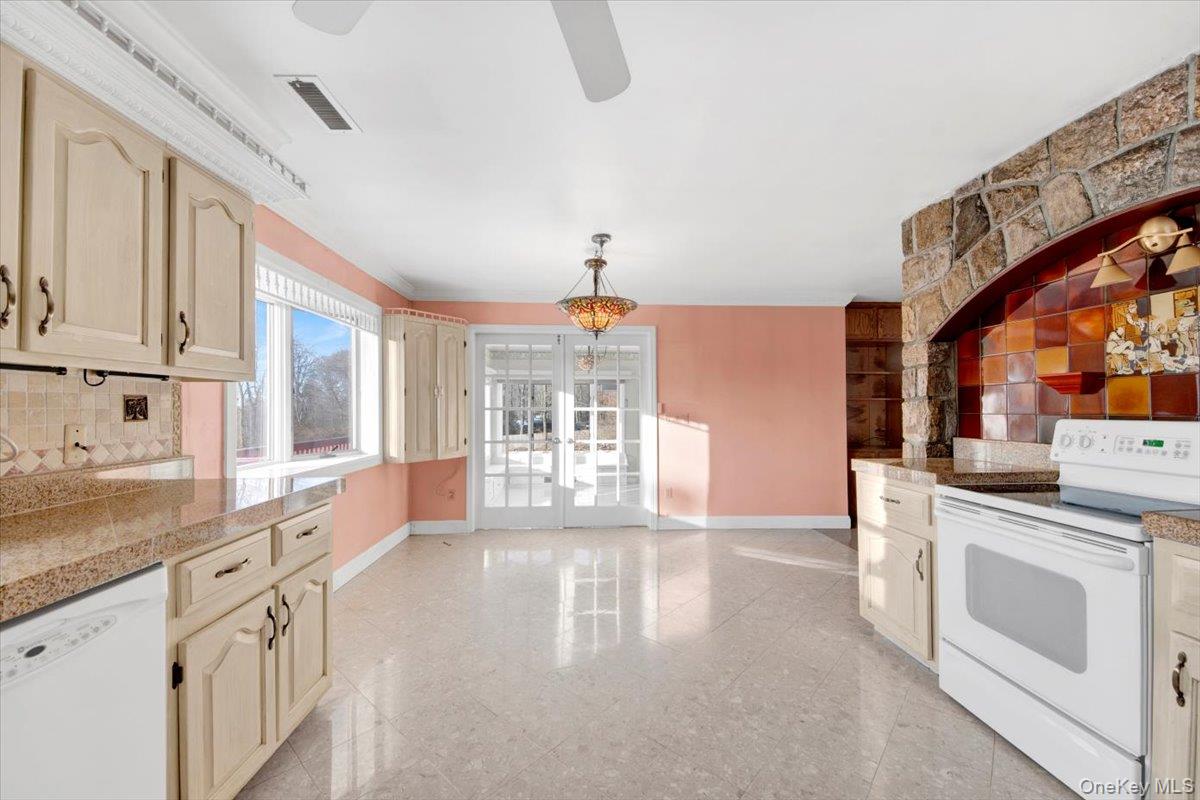 #12 photo, 747 Milltown Road, Brewster , NY 10509