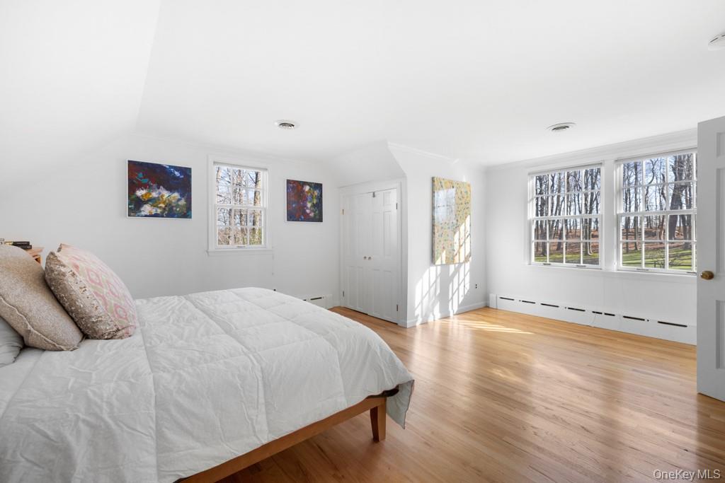 #19 photo, 24 Tarleton Road, Bedford , NY 10506