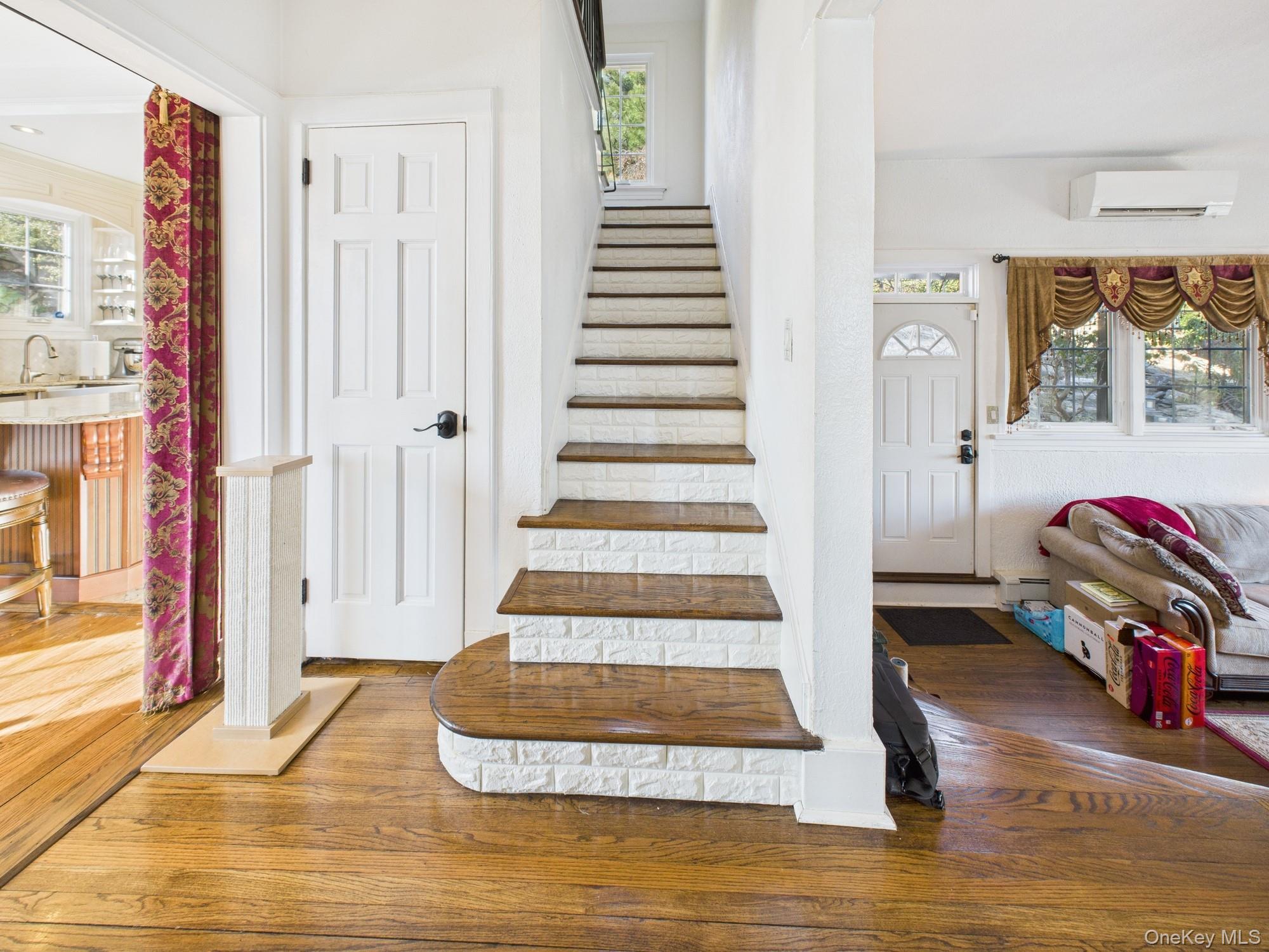 #15 photo, 7 Avondale Road, Yonkers , NY 10710