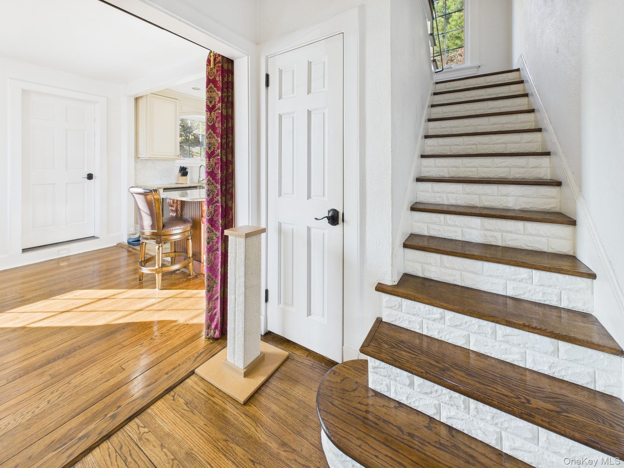 #7 photo, 7 Avondale Road, Yonkers , NY 10710