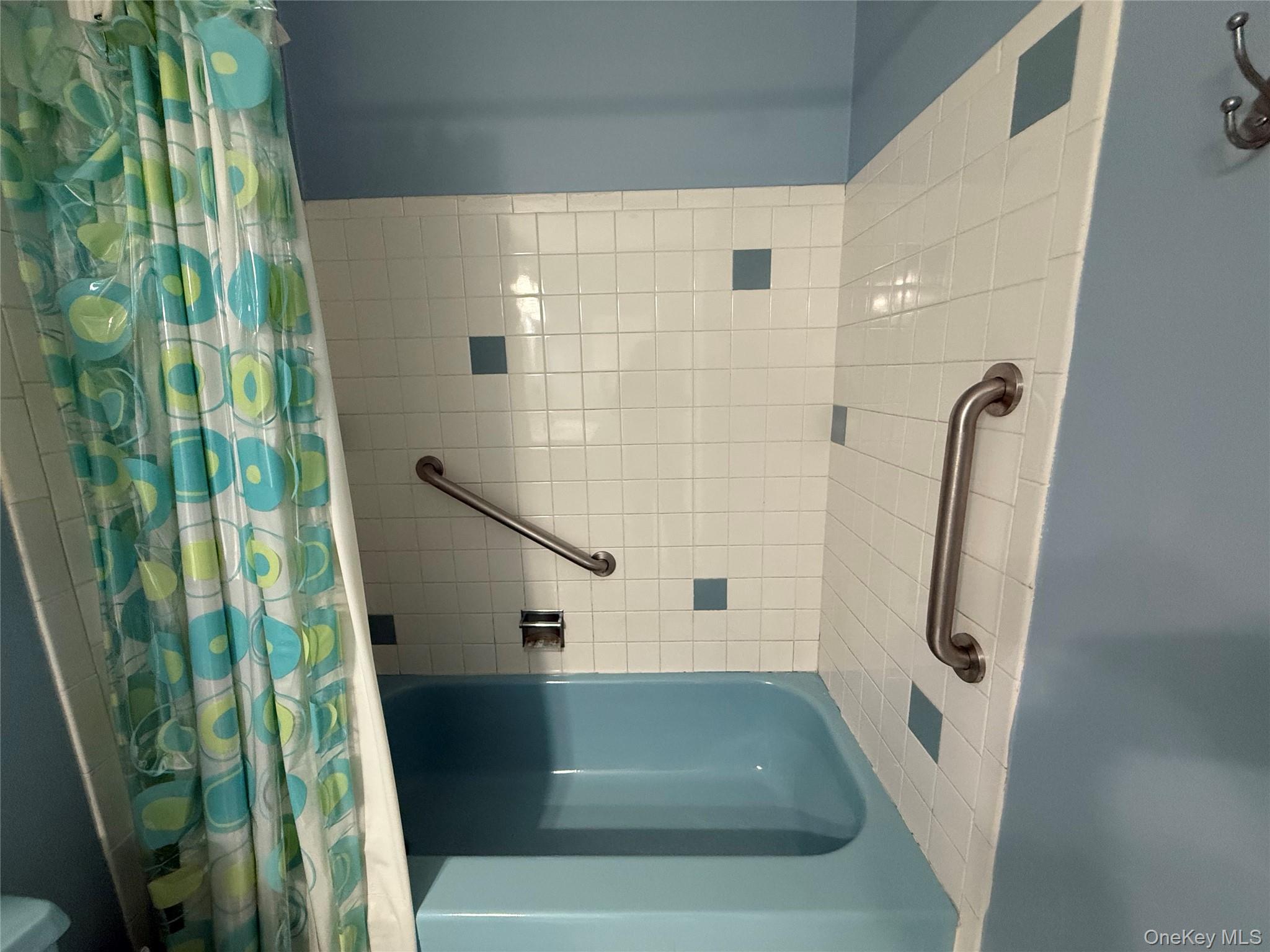 #13 photo, 15 Sherry Lane, Hauppauge , NY 11788