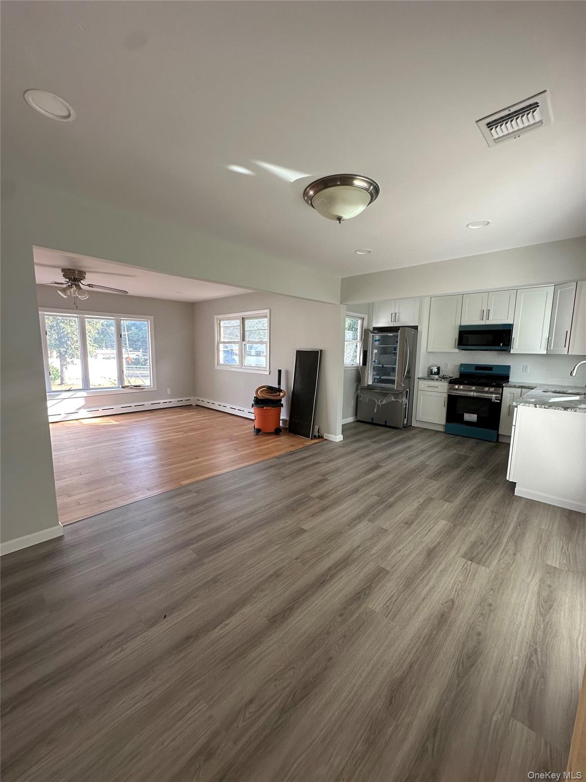 #3 photo, 16 Blythe Road, Ronkonkoma , NY 11779