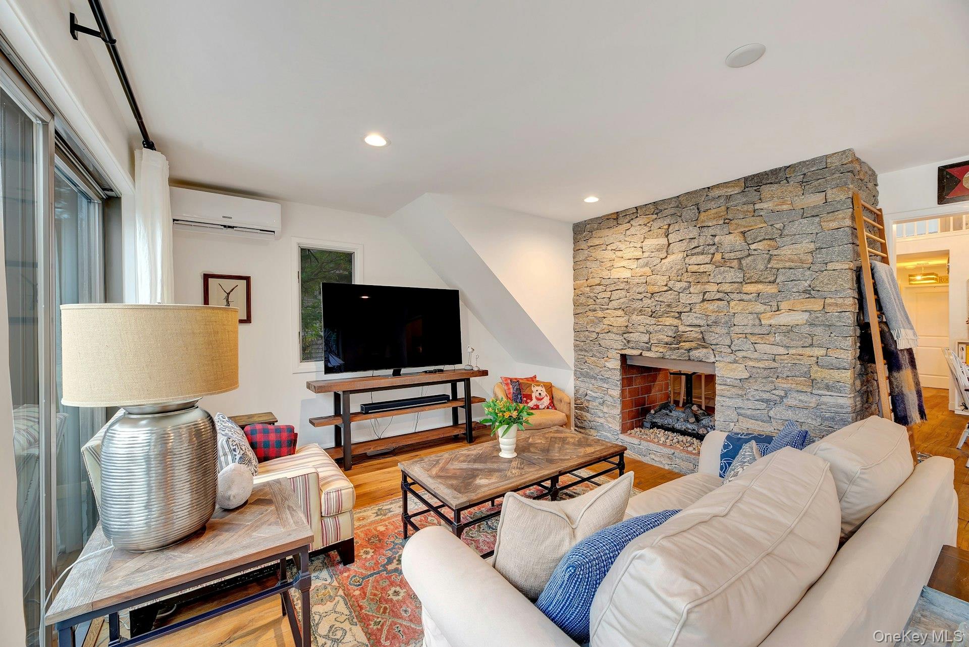 #11 photo, 25 Miami Avenue, Peconic , NY 11958