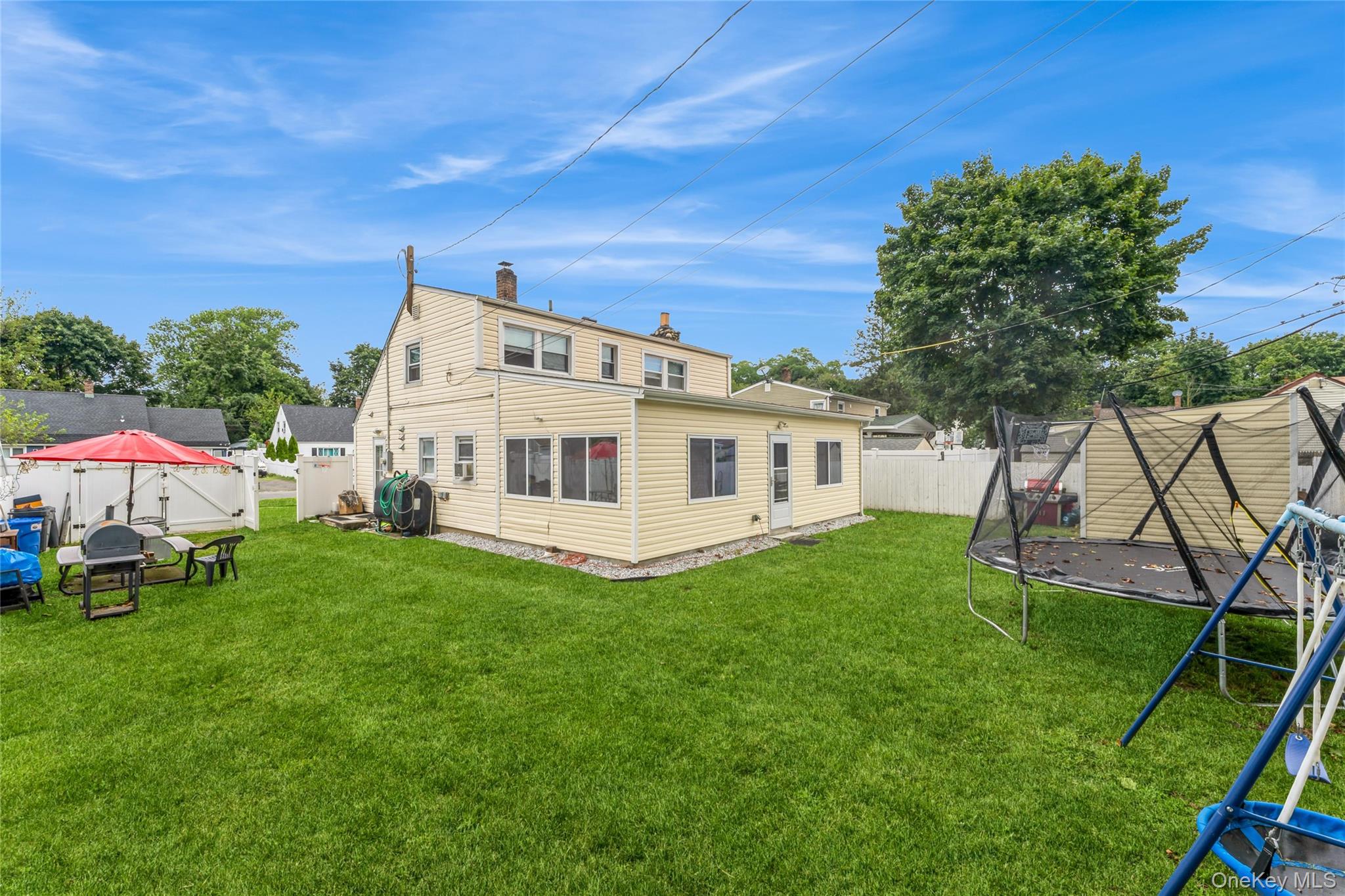 #20 photo, 13 Floral Lane, Westbury , NY 11590