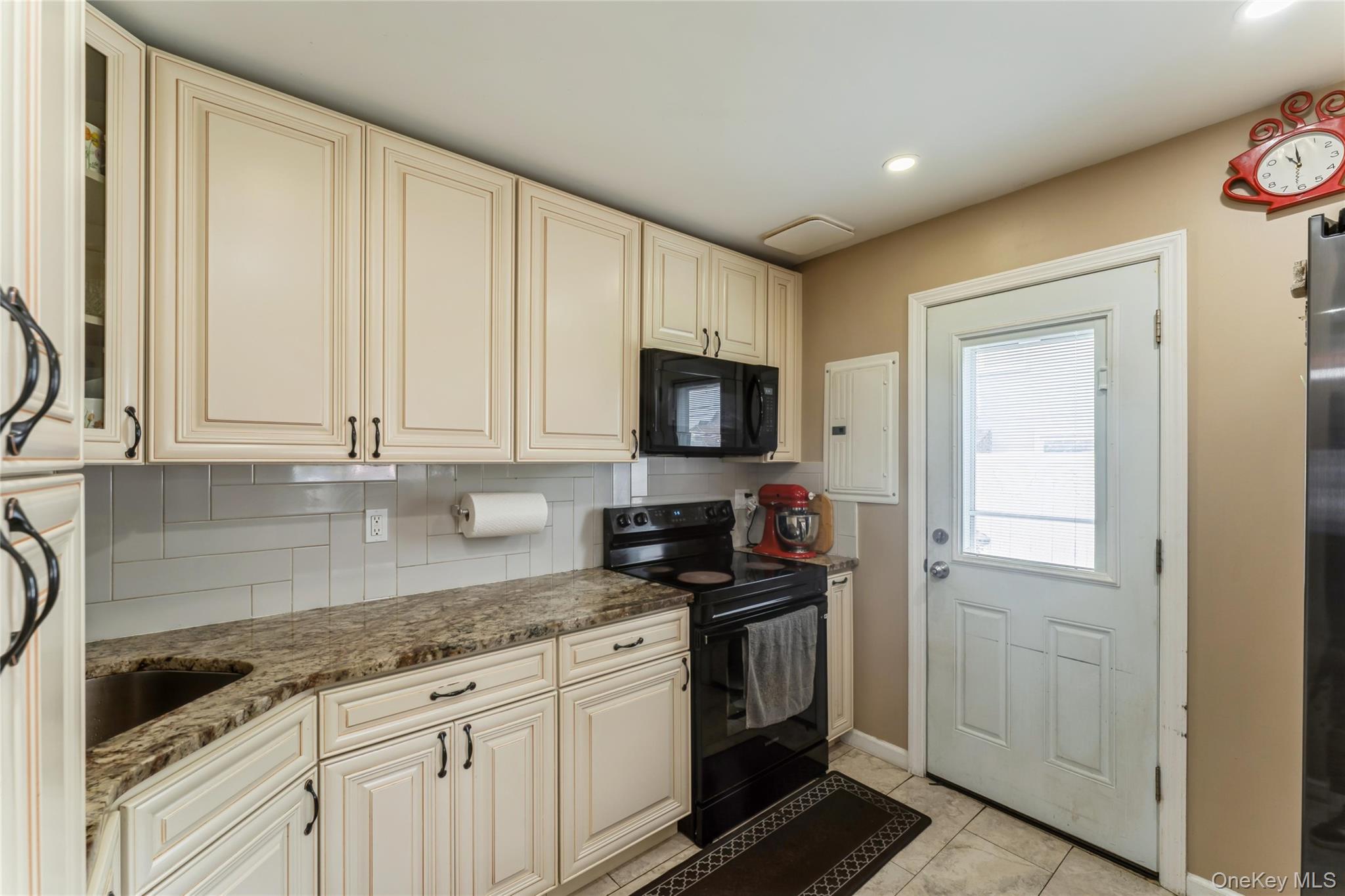 #5 photo, 13 Floral Lane, Westbury , NY 11590