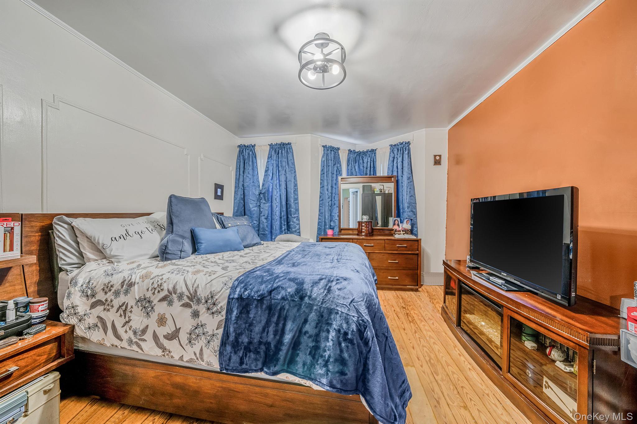 #14 photo, 37 Grant Avenue, Brooklyn , NY 11208