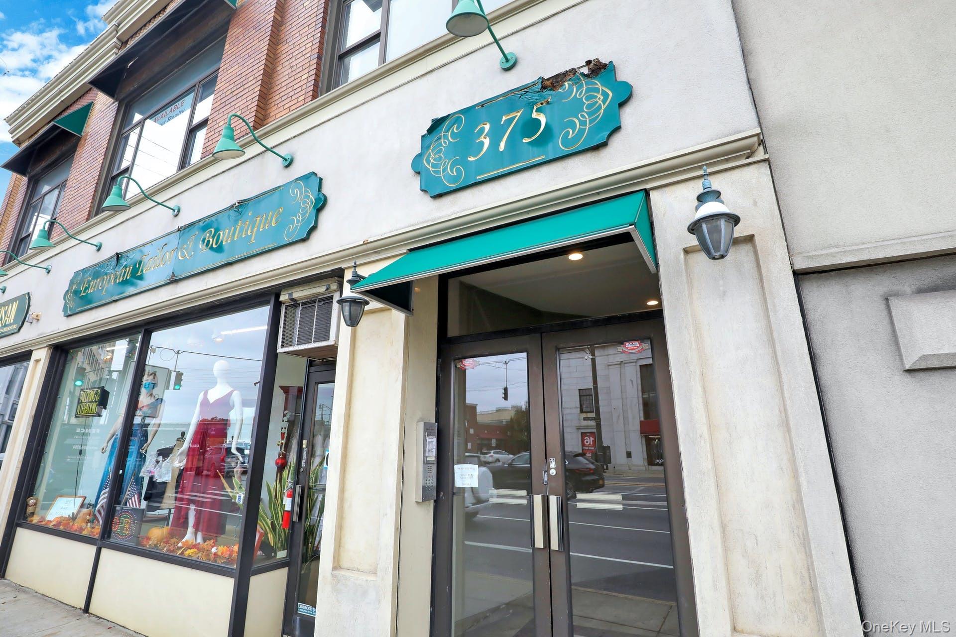 #1 photo, 375 Sunrise Highway, Lynbrook , NY 11563