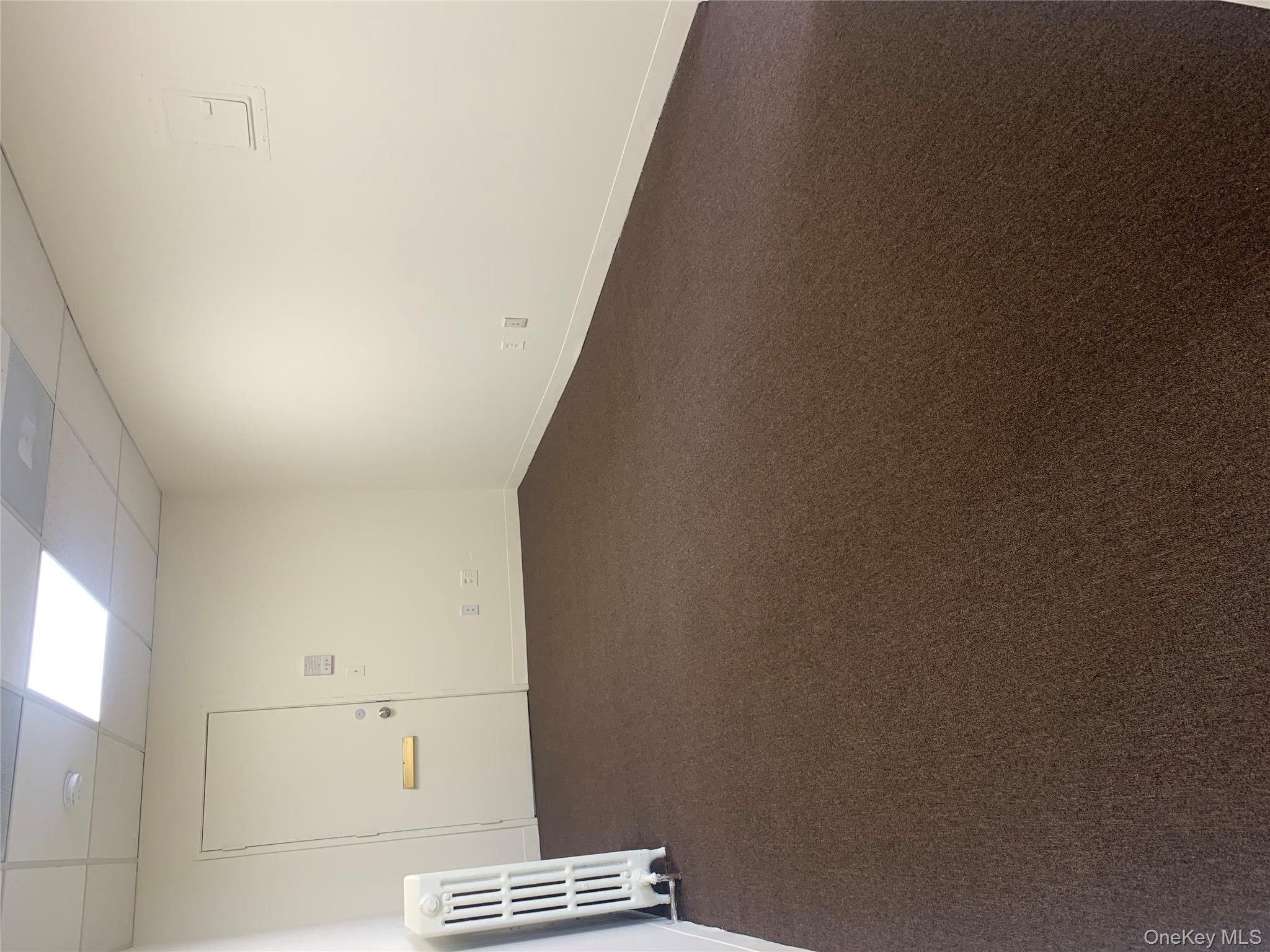 #5 photo, 375 Sunrise Highway, Lynbrook , NY 11563