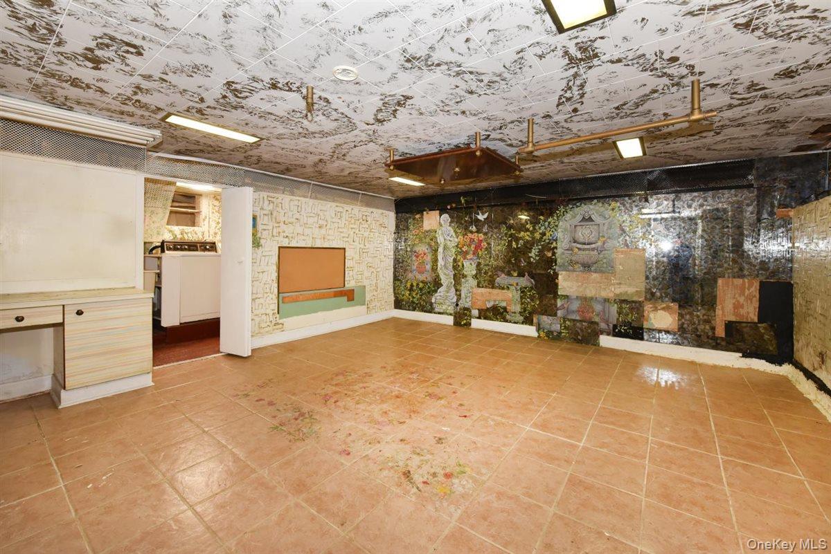 #16 photo, 222 Avenue V, Бруклин ‖ Brooklyn , NY 11223