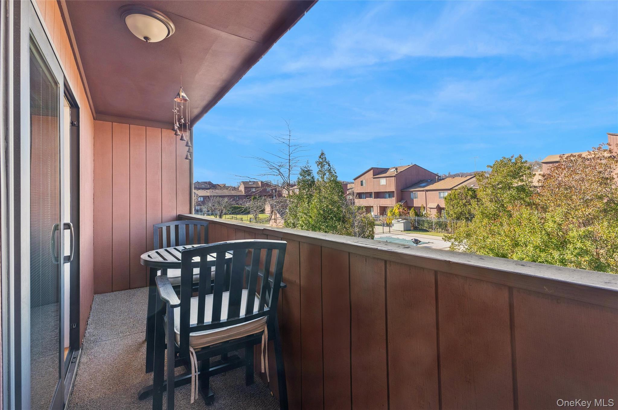 #4 photo, 56 Stonegate Drive, स्टेटन द्वीप Staten Island , NY 10304