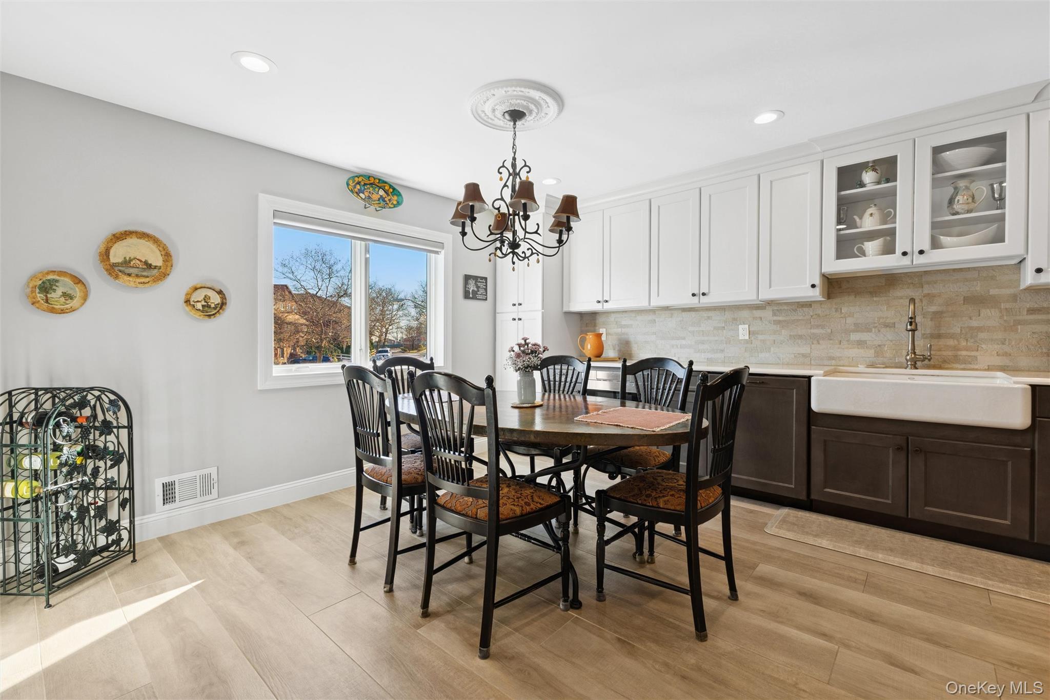 #6 photo, 56 Stonegate Drive, स्टेटन द्वीप Staten Island , NY 10304