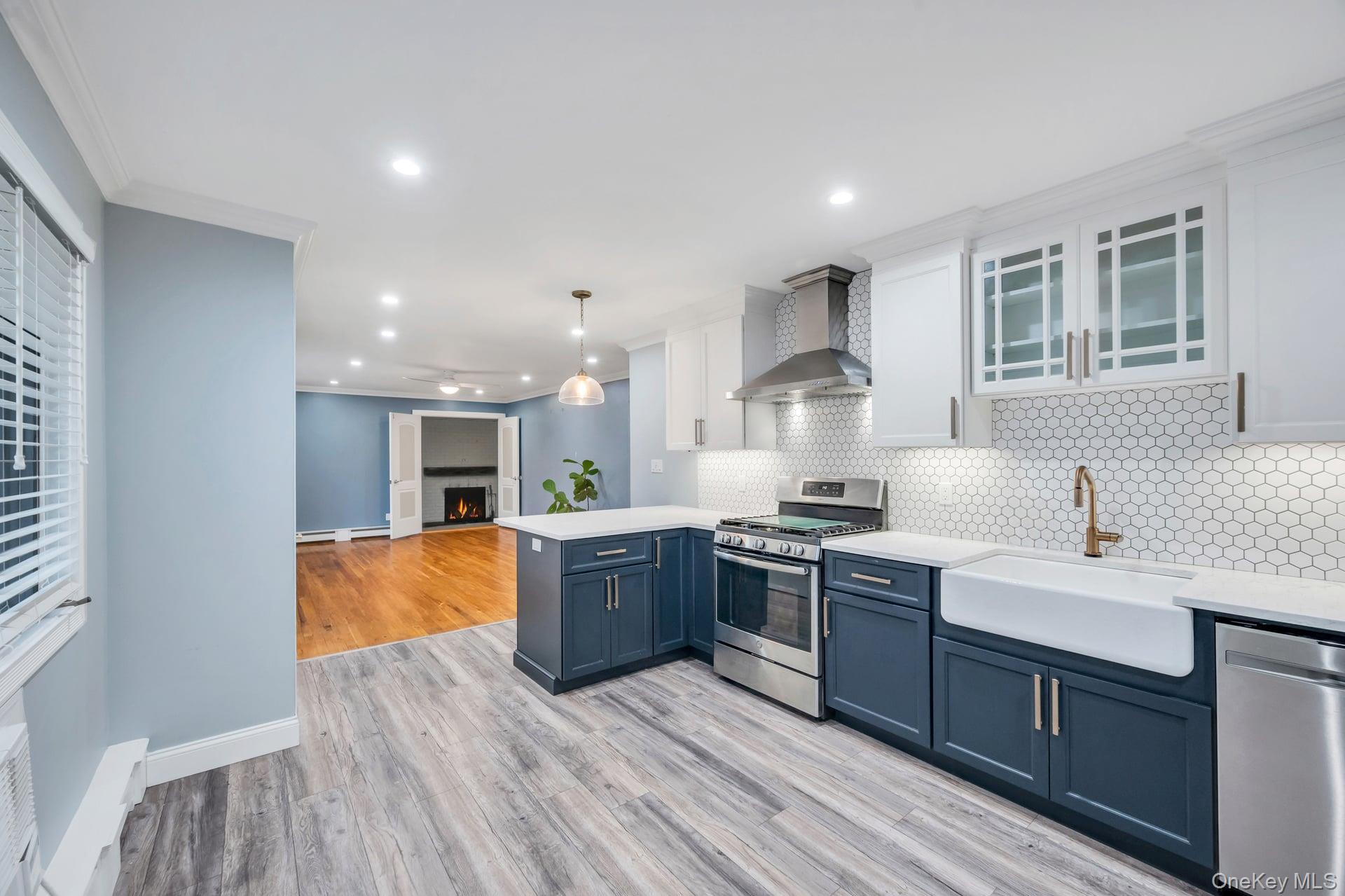 #10 photo, 47 Pearsall Place, सफ़ोक काउंटी Deer Park , NY 11729