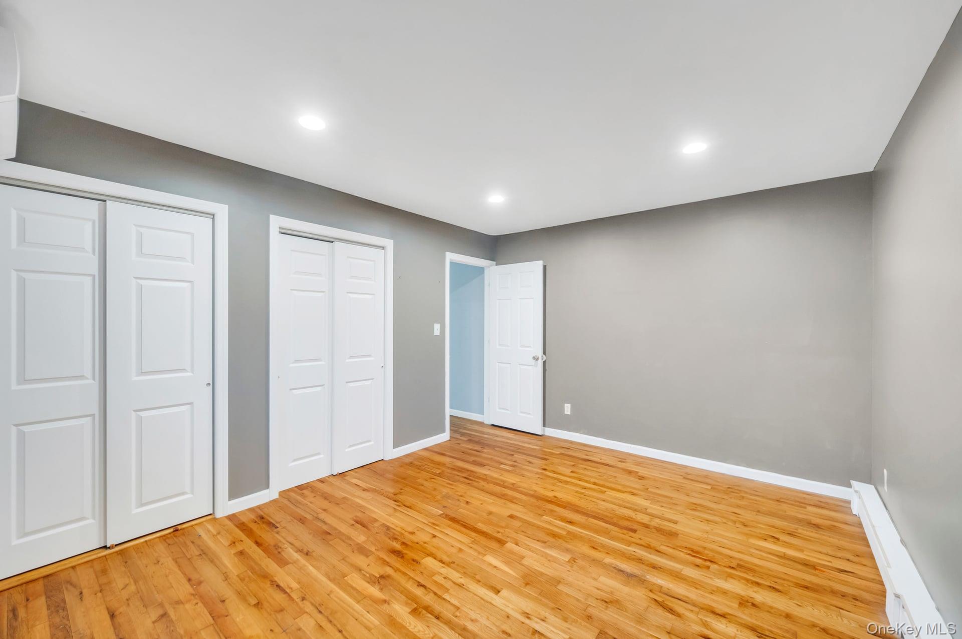 #12 photo, 47 Pearsall Place, सफ़ोक काउंटी Deer Park , NY 11729