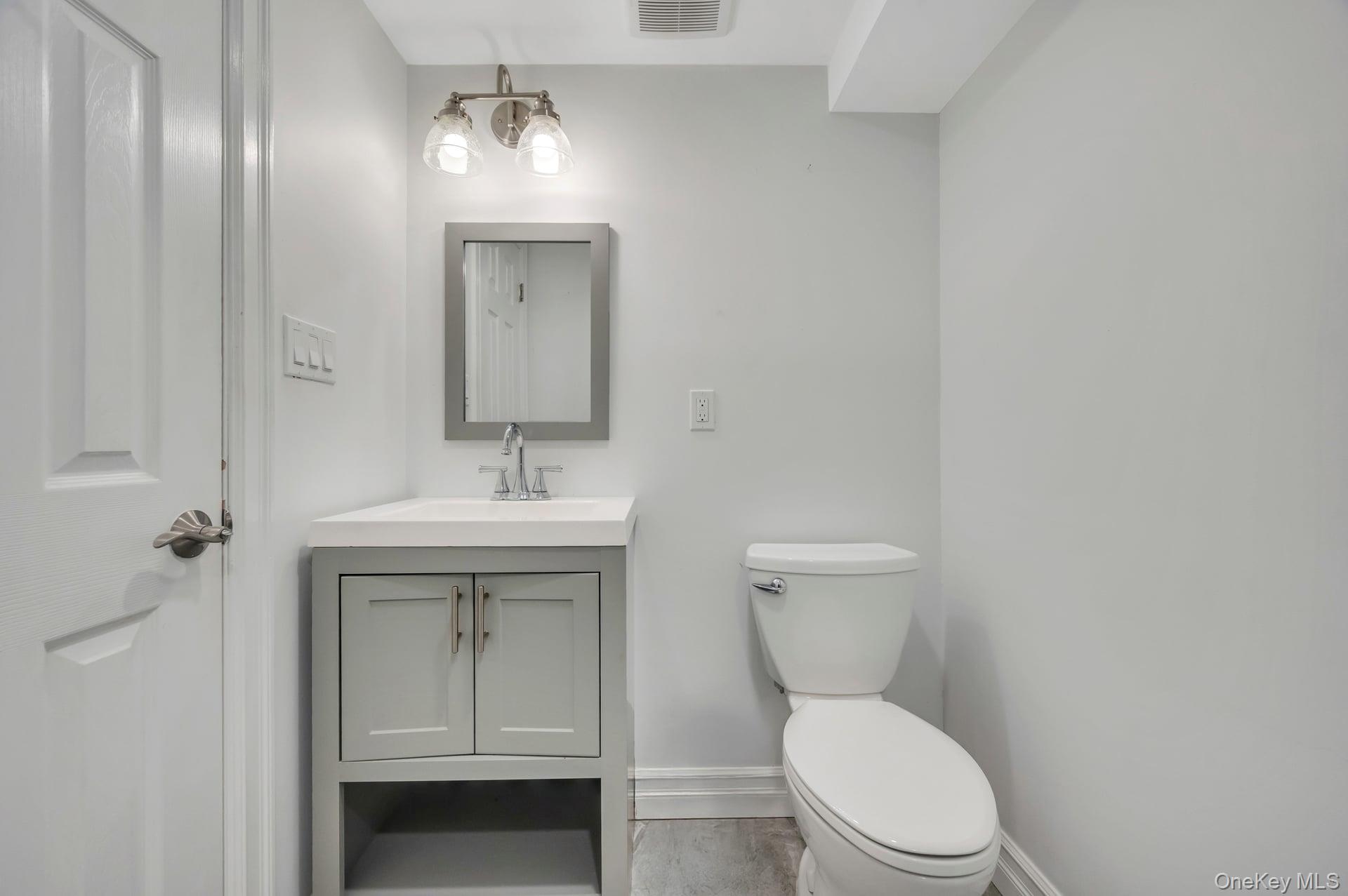 #19 photo, 47 Pearsall Place, सफ़ोक काउंटी Deer Park , NY 11729