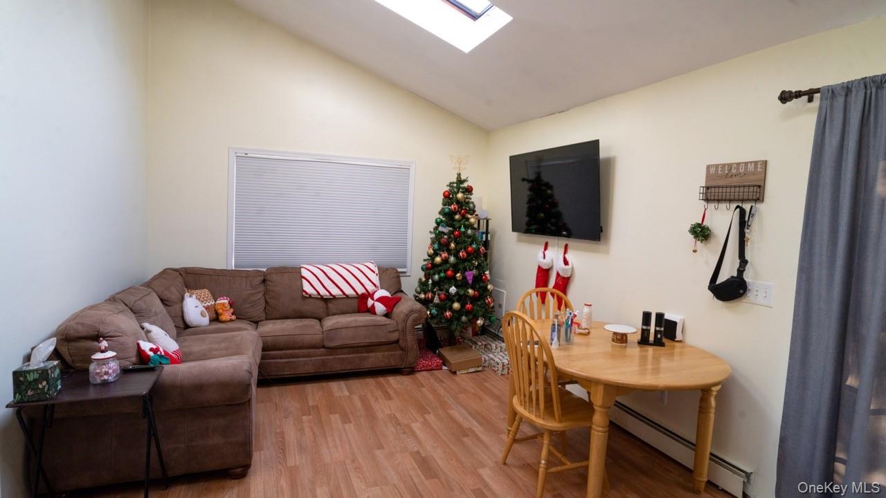 #15 photo, 4 Galaxie Lane, 롱 아일랜드 Selden , NY 11784