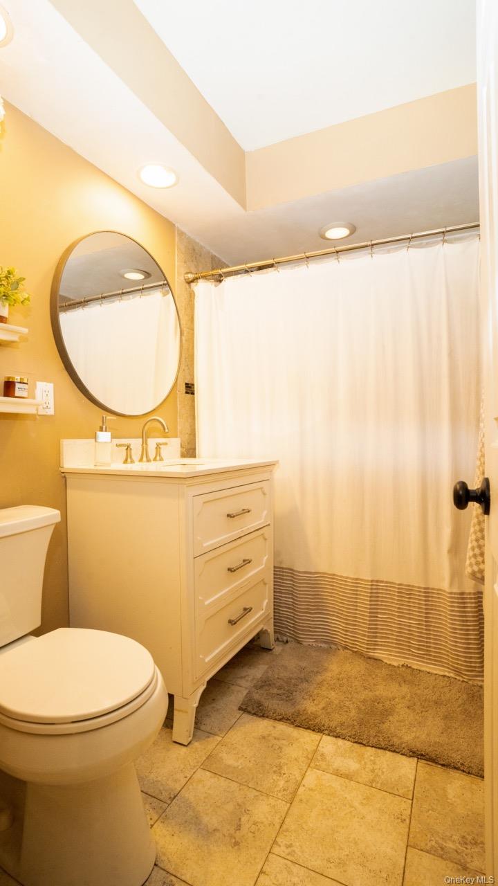 #19 photo, 4 Galaxie Lane, 롱 아일랜드 Selden , NY 11784