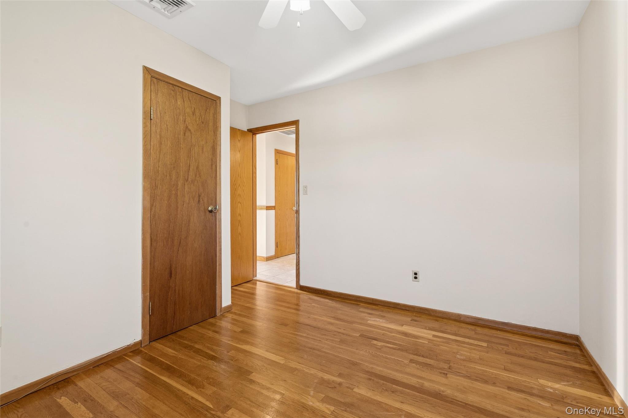 #15 photo, 7 Joyce Lane, Commack , NY 11725