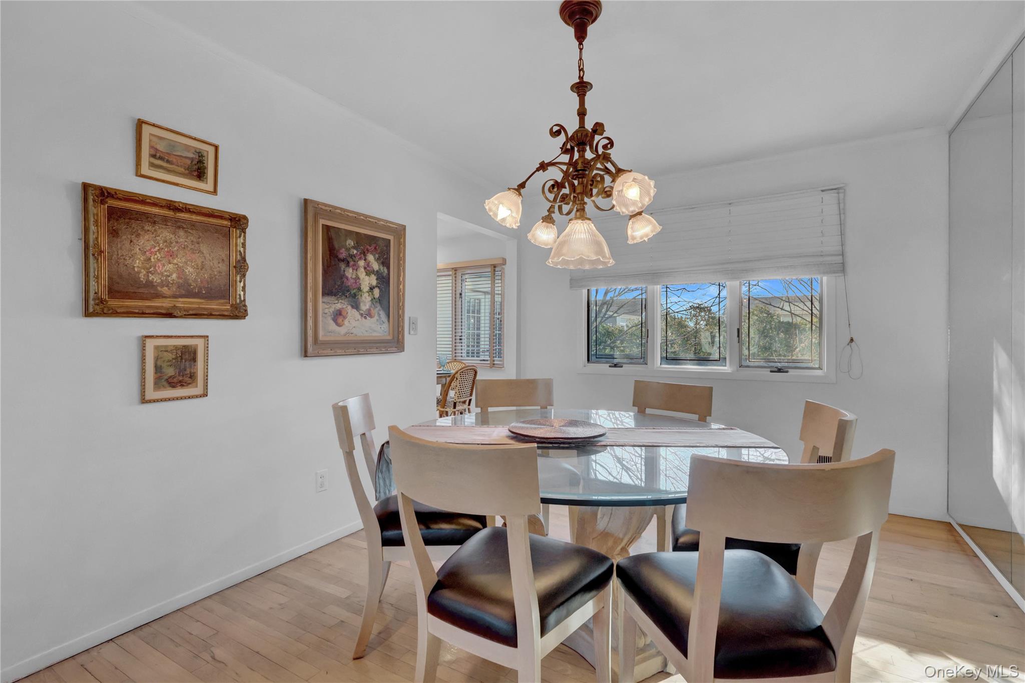 #6 photo, 2988 Bond Drive, Нассау ‖ Merrick , NY 11566