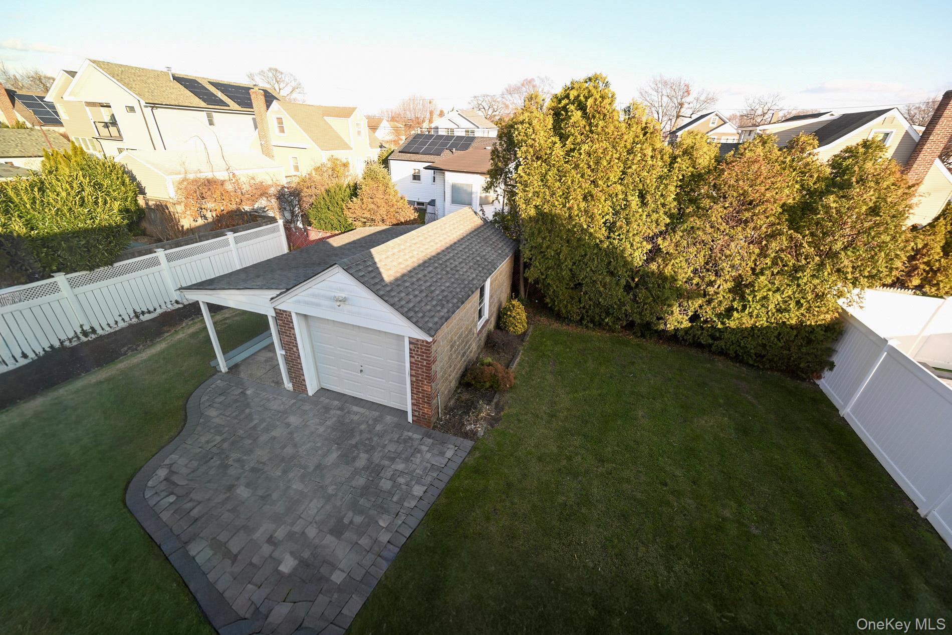 #10 photo, 249 Grange Street, ناسو Franklin Square , NY 11010