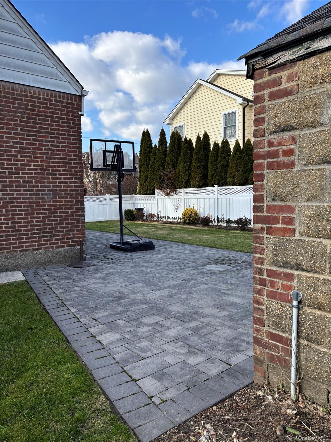 #5 photo, 249 Grange Street, מחוז נסאו Franklin Square , NY 11010