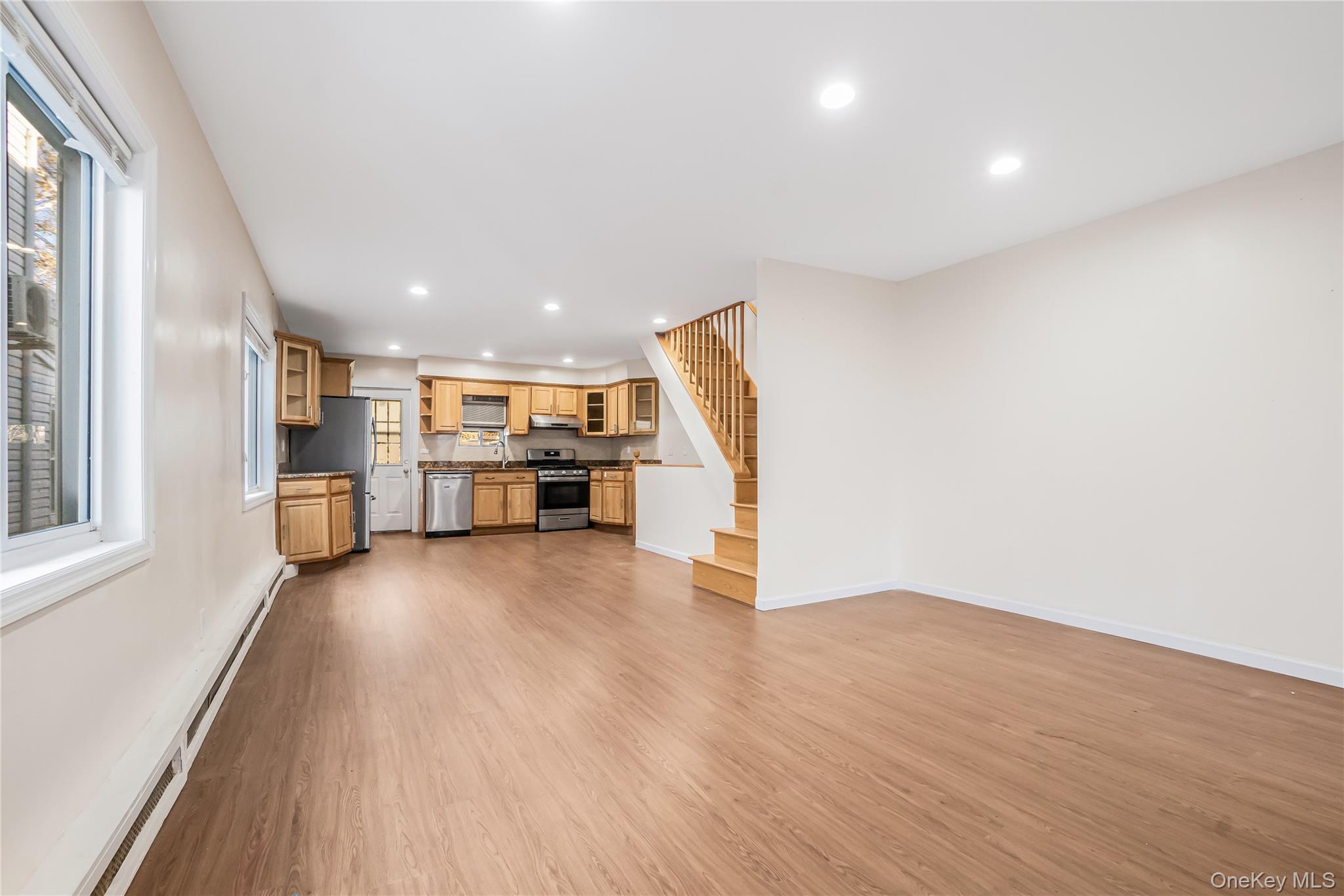 #2 photo, 43-39 247th Street, Little Neck , NY 11363