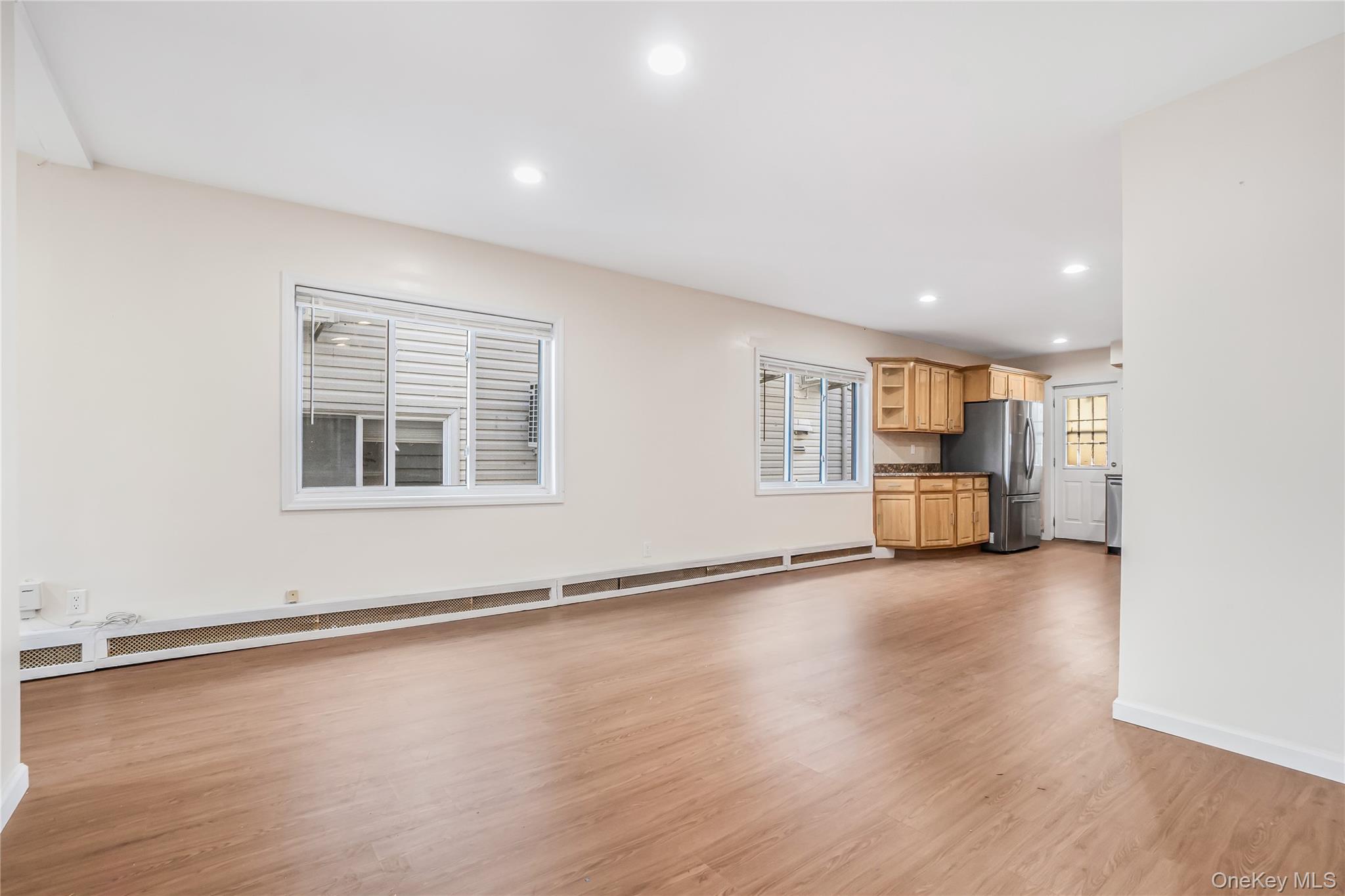 #5 photo, 43-39 247th Street, Little Neck , NY 11363