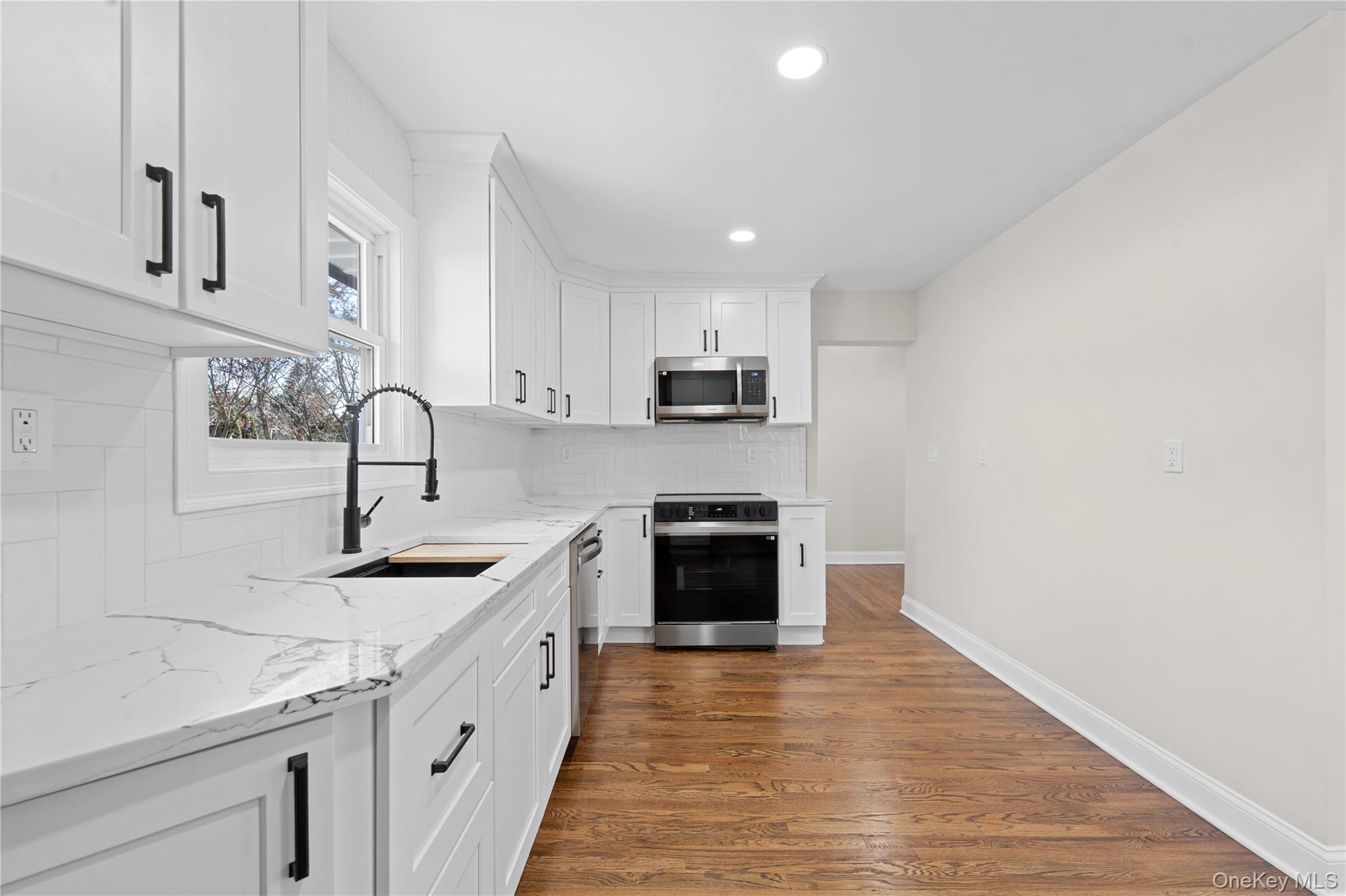 #8 photo, 22 Guilette Place, Amityville , NY 11701